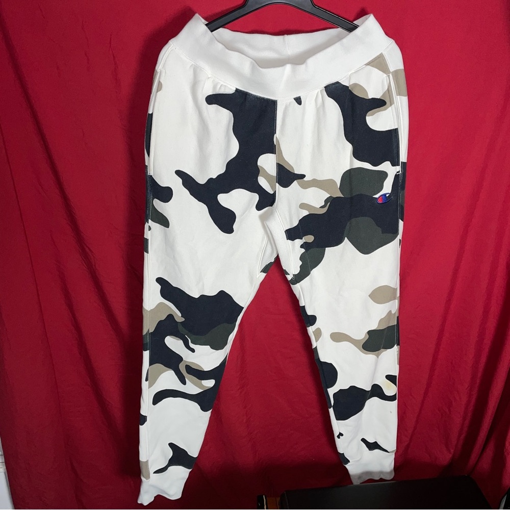 Champion Reverse Weaves Camo Pants - White, Black & Green - Medium